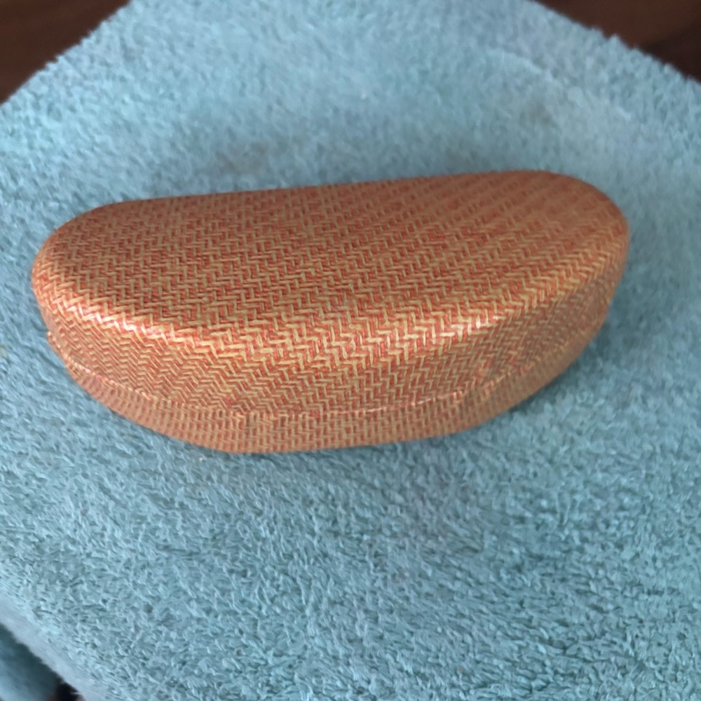 Maui Jim Tan Woven Sunglasses Case - Picture 4 of 9